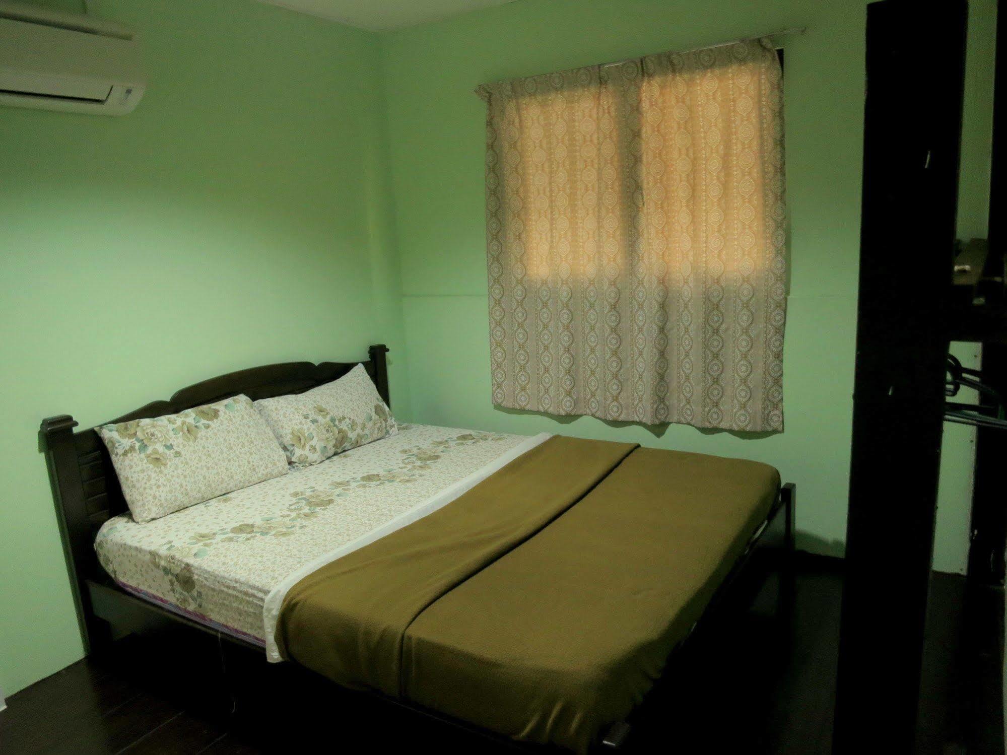 Pangkor Guesthouse Spk Kampong Sungai Udang Bagian luar foto