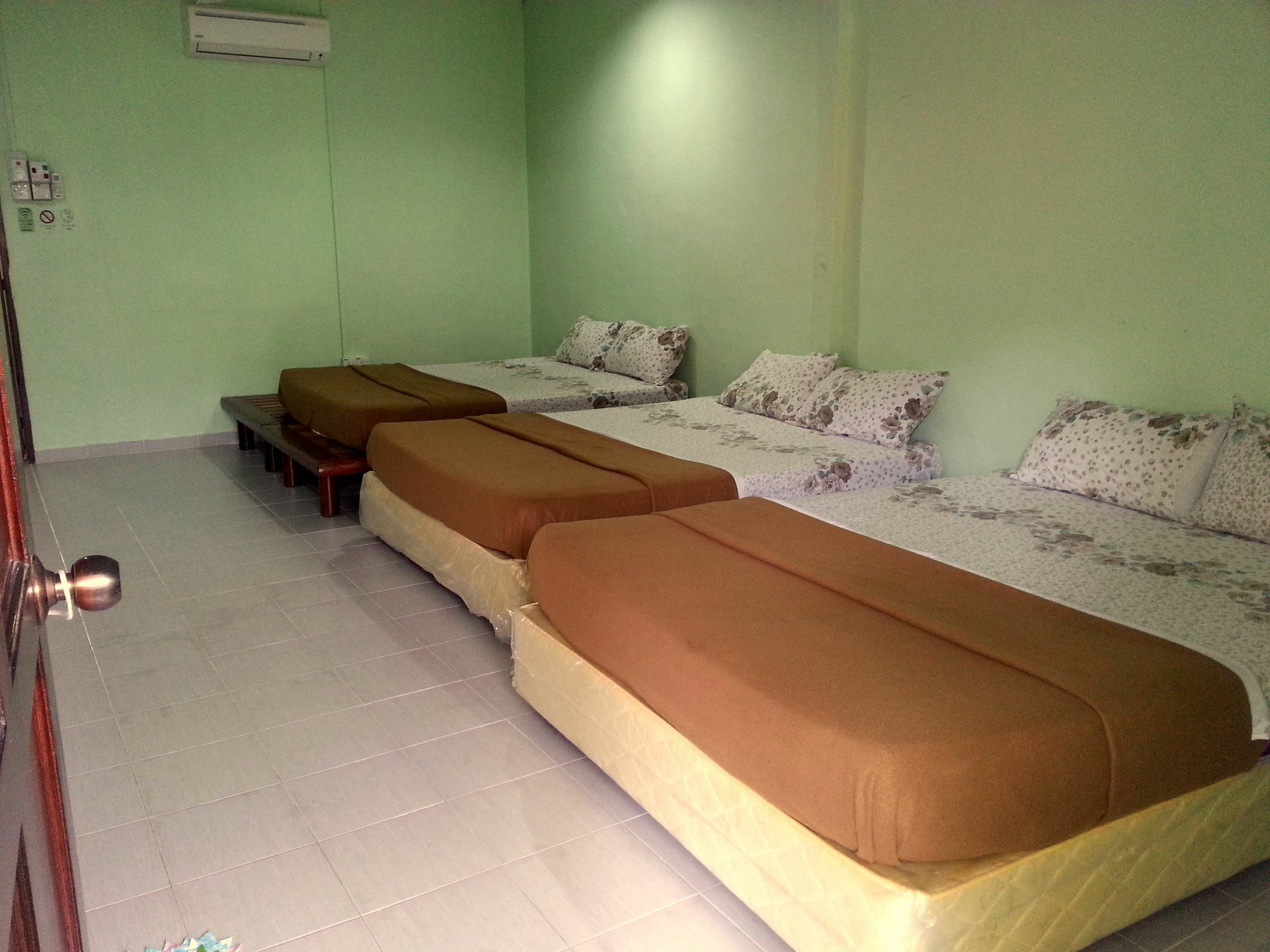 Pangkor Guesthouse Spk Kampong Sungai Udang Bagian luar foto